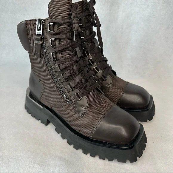 DKNY Womens River Brown Leather/Nylon Lug Sole Boots7M